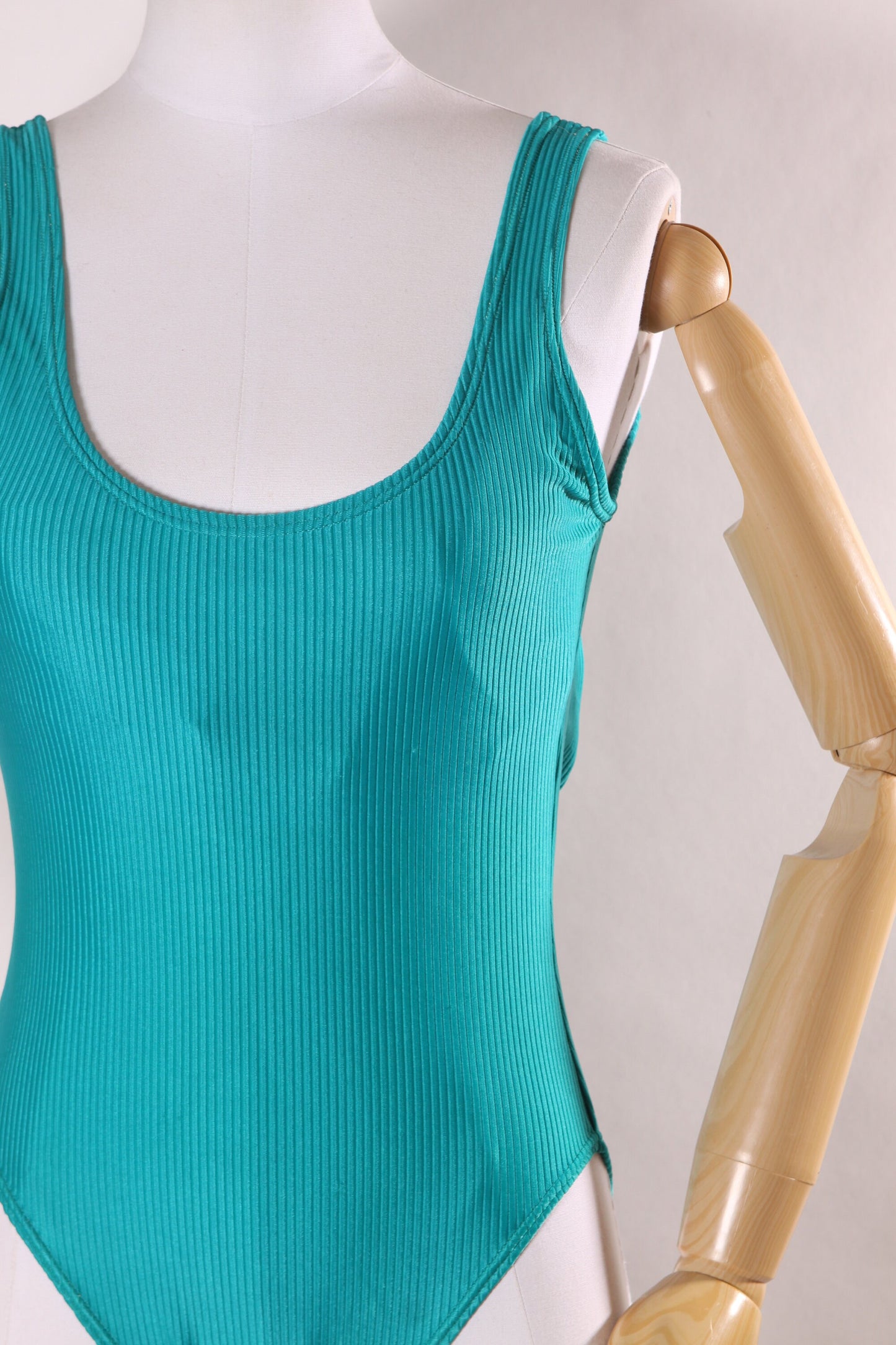 1980s Turquoise Blue Ribbed Textured One Piece Swimsuit by Active Elements -M