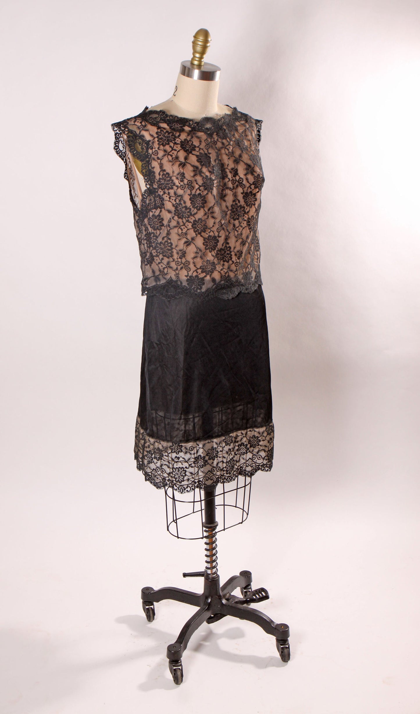 1950s Black and Nude Lace One Piece Lingerie Dress Slip by Gossard Artemis