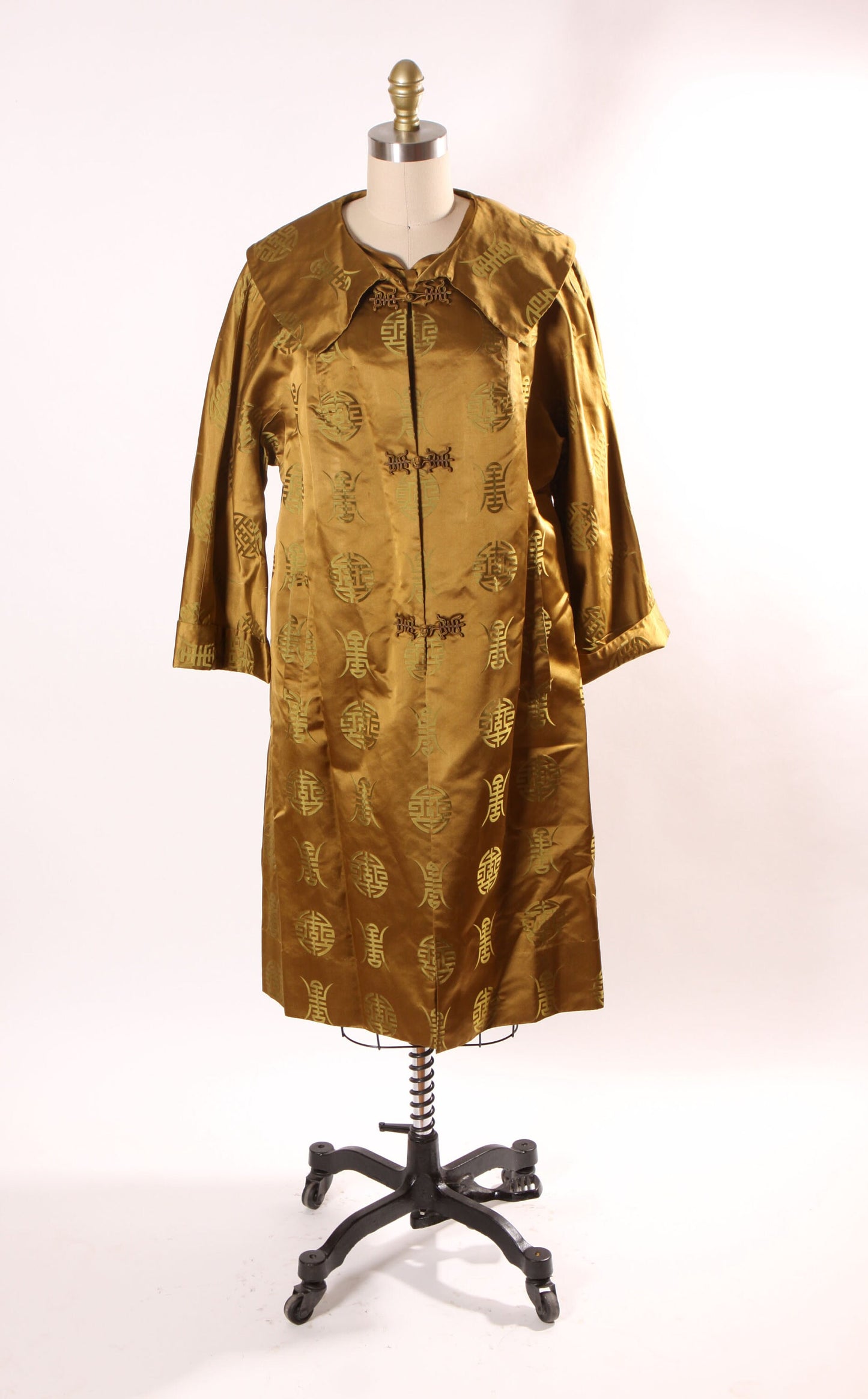 1950s Bronze Silk Chinese Character Short Sleeve Wiggle Dress with Matching Long Sleeve Over Coat Jacket by Harilela’s Custom Tailors -M