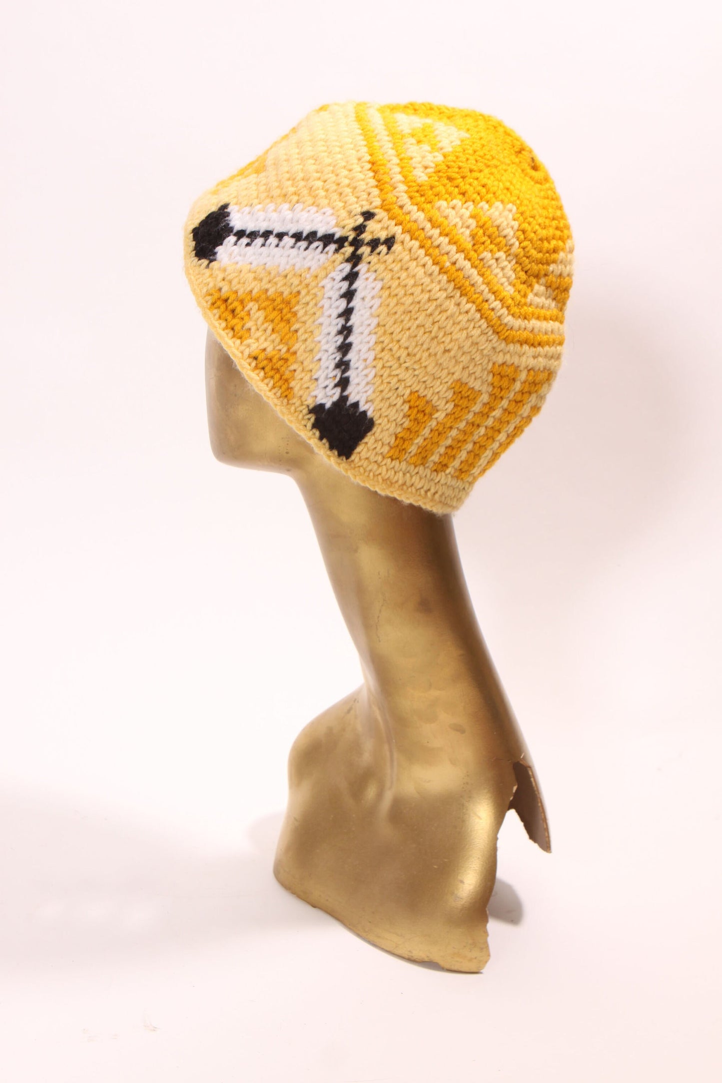 1970s Yellow, White and Black Novelty Crochet Feather Stocking Cap Beanie Hat