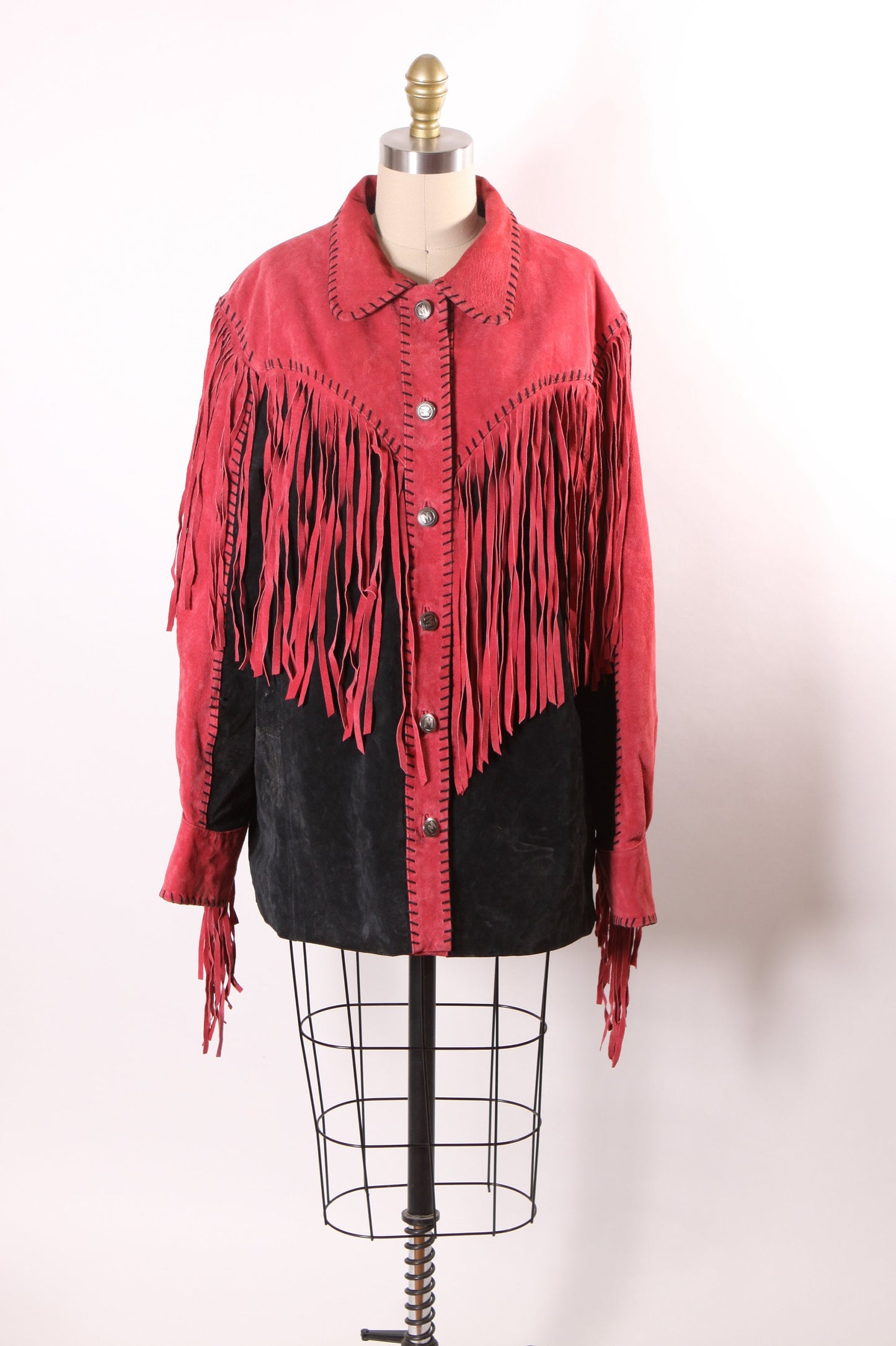 1980s Red and Black Suede Leather Fringe Long Sleeve Metal Snap Western Cowgirl Jacket Coat by Bob Mackie -L