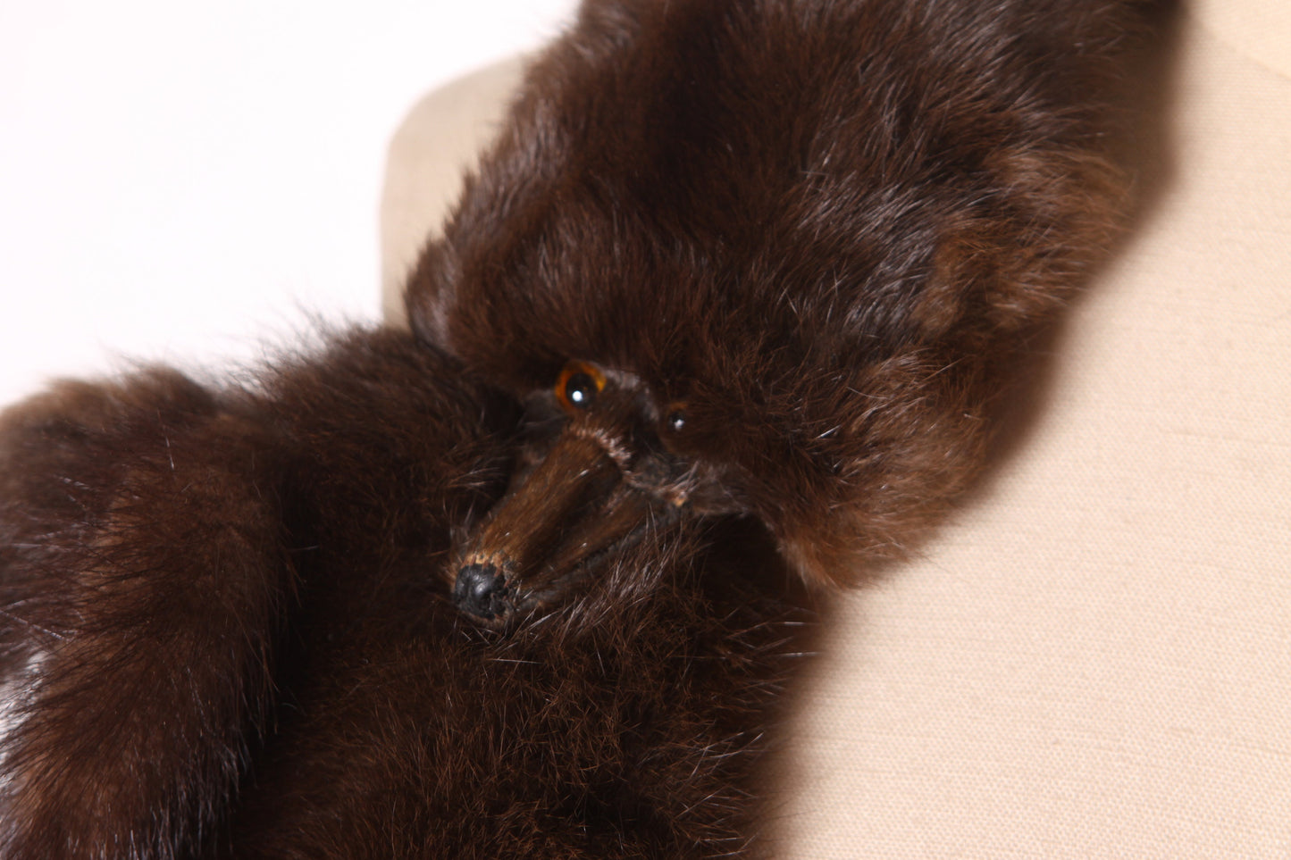 1950s Dark Brown Three Pelt Mink Fur Fulled Bodied Stole Shoulder Wrap