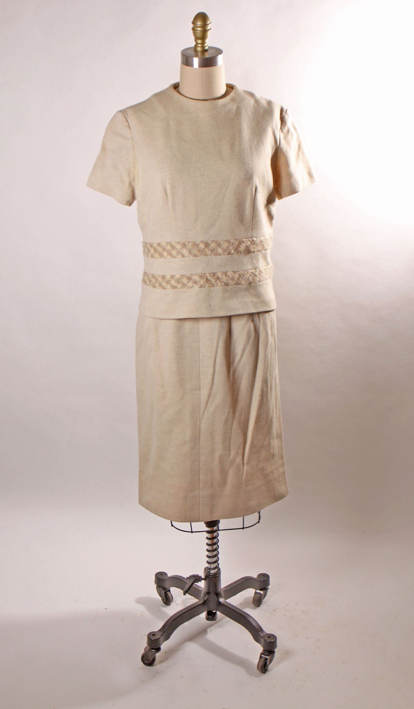 1960s Beige Short Sleeve Knit Short Sleeve Blouse with Matching Skirt and 3/4 Length Sleeve Jacket Three Piece Skirt Suit by Lilli Ann -M