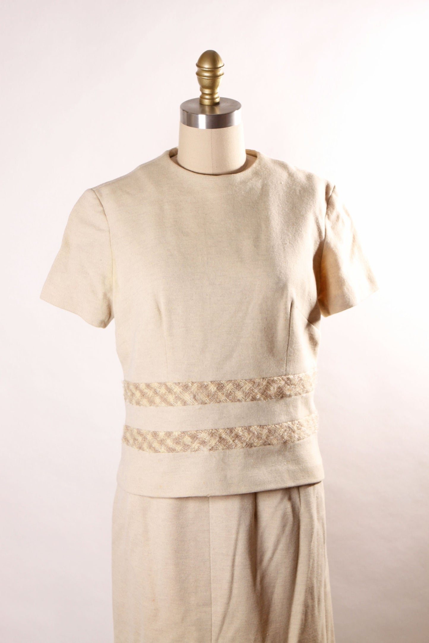 1960s Beige Short Sleeve Knit Short Sleeve Blouse with Matching Skirt and 3/4 Length Sleeve Jacket Three Piece Skirt Suit by Lilli Ann -M