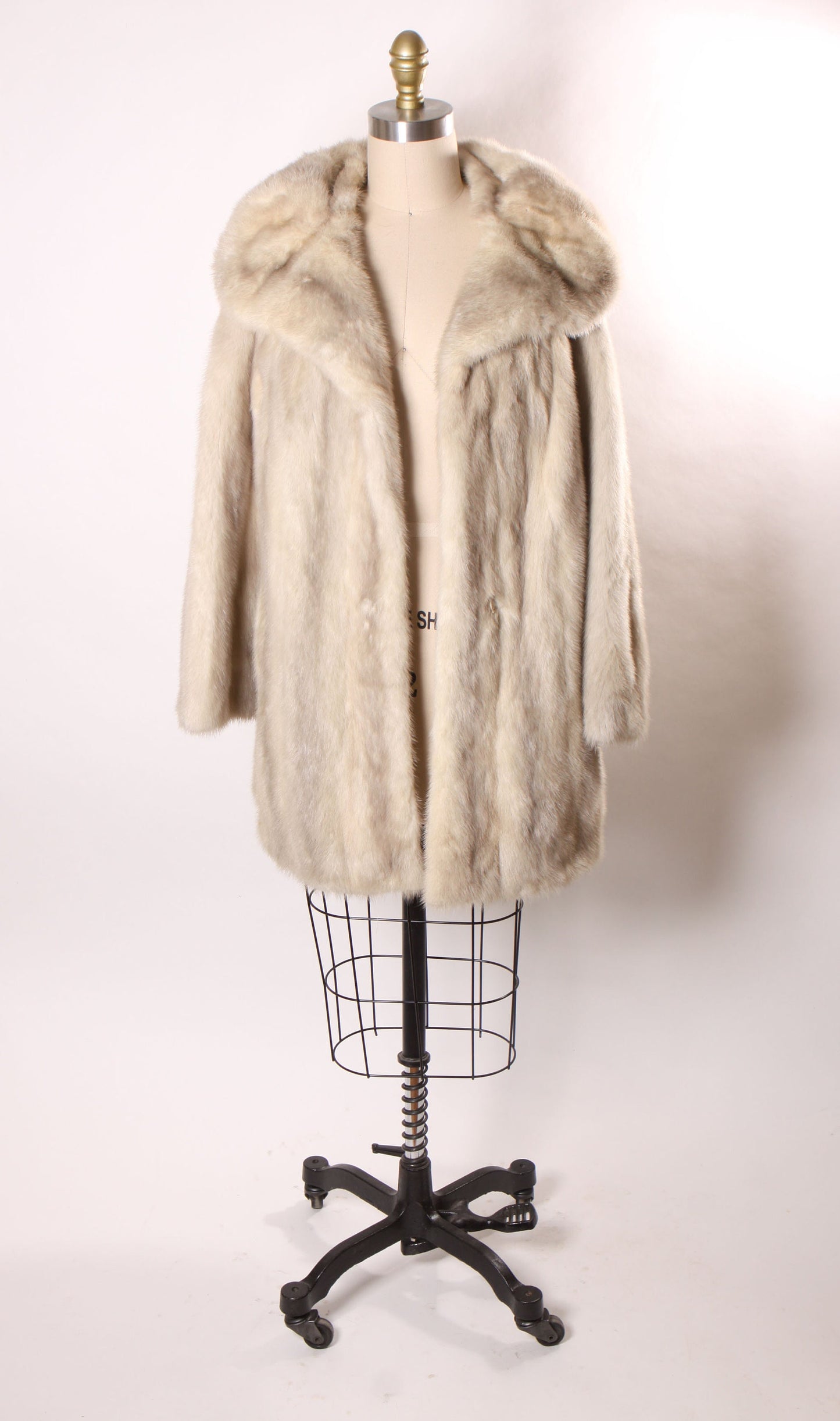 1950s 1960s Silver Mink Fur Hip Length Folded Collar Winter Coat by The Broadway -M-L