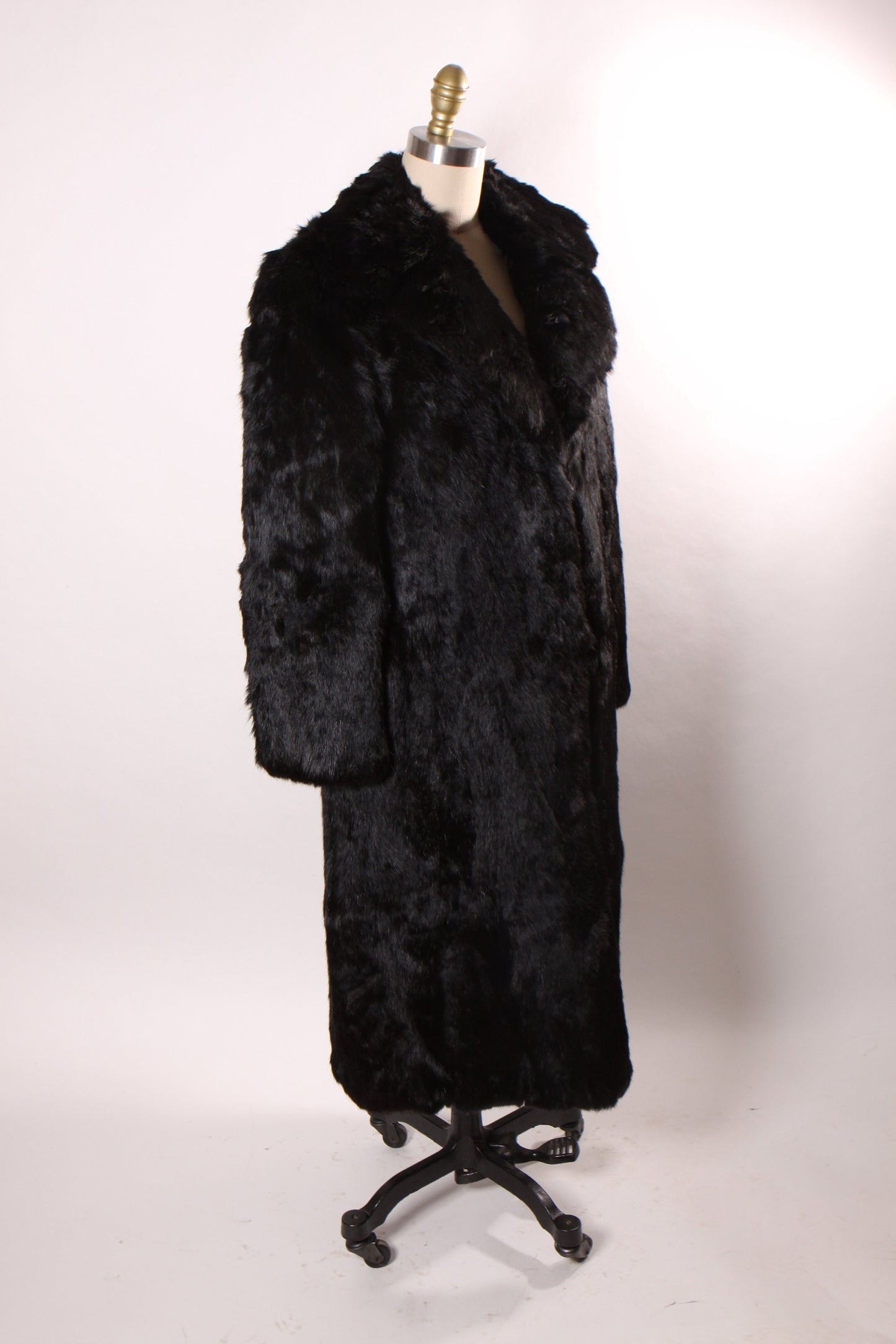 Late 1970s Early 1980s Black Rabbit Fur Full Length Long Sleeve Coat -M