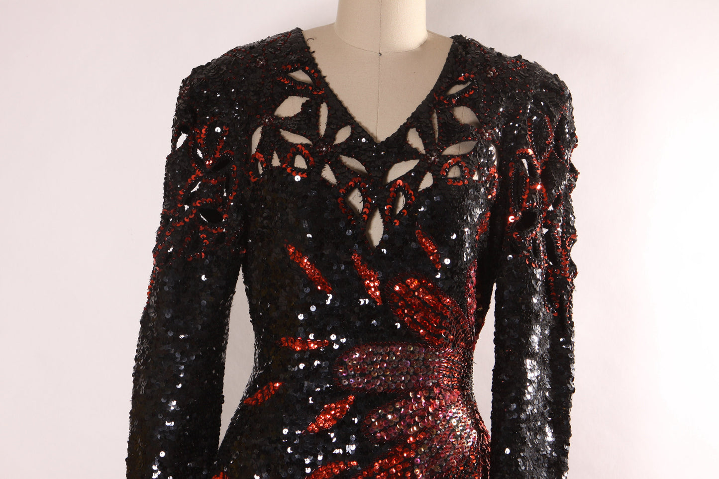 1980s Black and Red Cut Out Sequin Covered Long Sleeve Floral Flower Side Detail Full Length Cocktail Wiggle Dress by Sho Max Originals -M