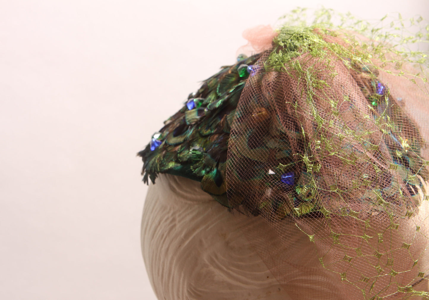 1950s 1960s Green and Blue Peacock Feather Pointed Top Jeweled Veiled Fascinator Hat by Luci Puci for Woolf Brothers