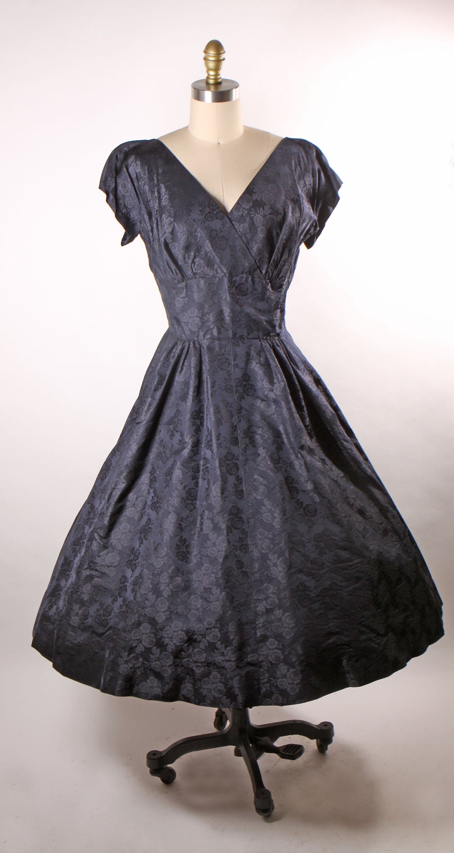 1950s Dark Navy Blue Floral Brocade Short Sleeve Fit and Flare Dress with Matching Beaded 3/4 Length Sleeve Jacket -M