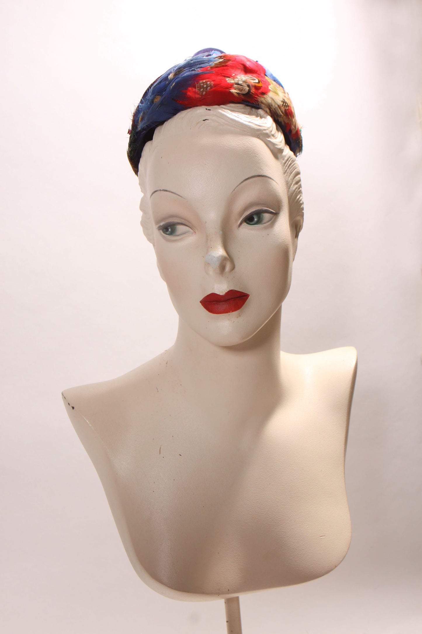 1950s 1960s Multi-Colored Feather Pointed Top Formal Hat by Rivera for Montaldo’s