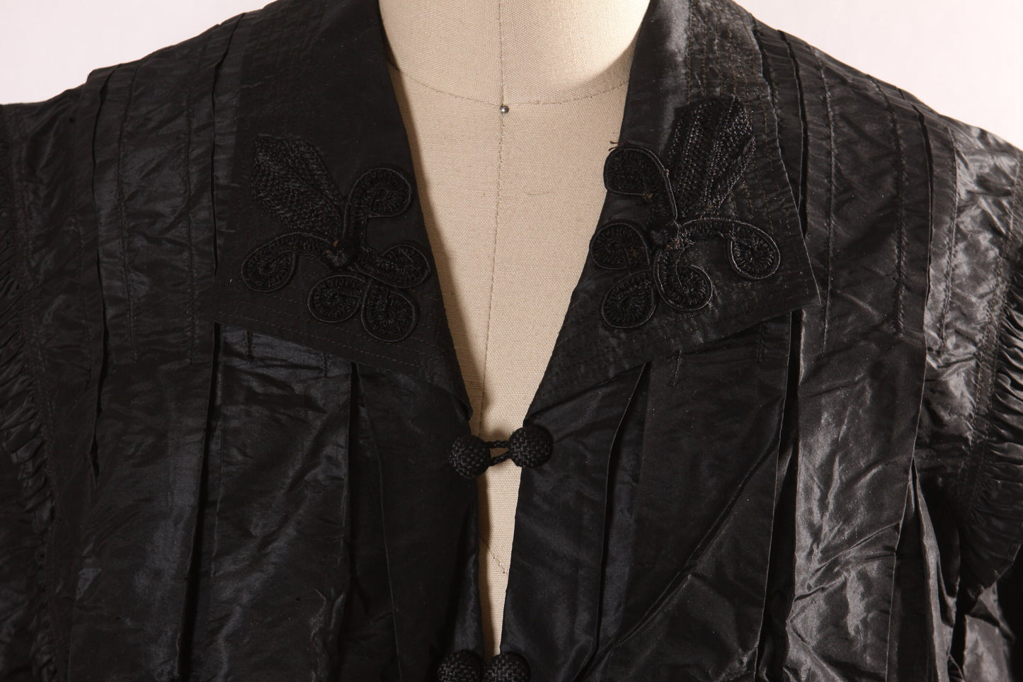 Antique 1800s Black Long Sleeve Lace Trim Mourning Blouse -M